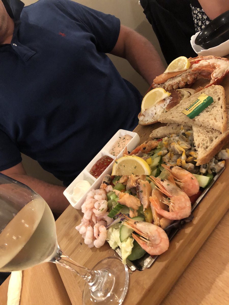 jacqd1973's tweet photo. Amazing seafood and steaks @HotRocksCromer #HotRocks #Staycation2020 https://t.co/AaC1t8UtcA
