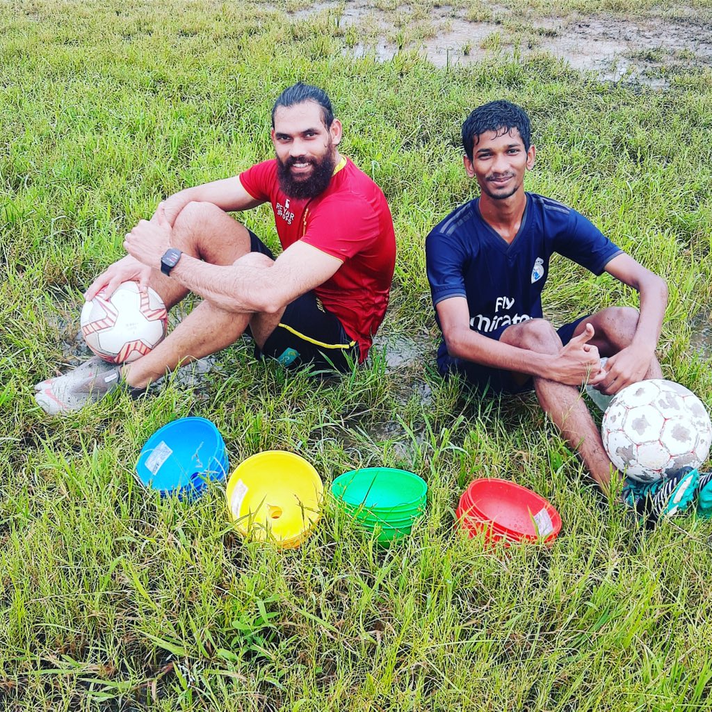 Never forget your roots 🙌  
Green fields + a ball at your feet = Happiness ⚽️🏃‍♂️