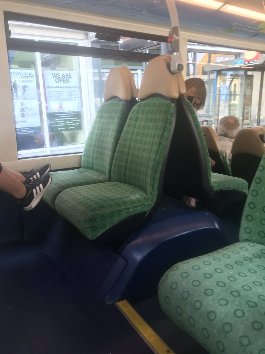 bettybb68's tweet image. ffffssssssss unbelievable
#samejourney #differenttwunt @BrightonHoveBus #12X