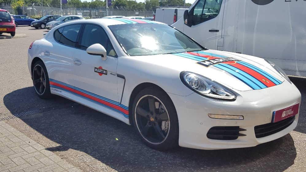 Signs Express Farnborough on Twitter "Another happy customer with 