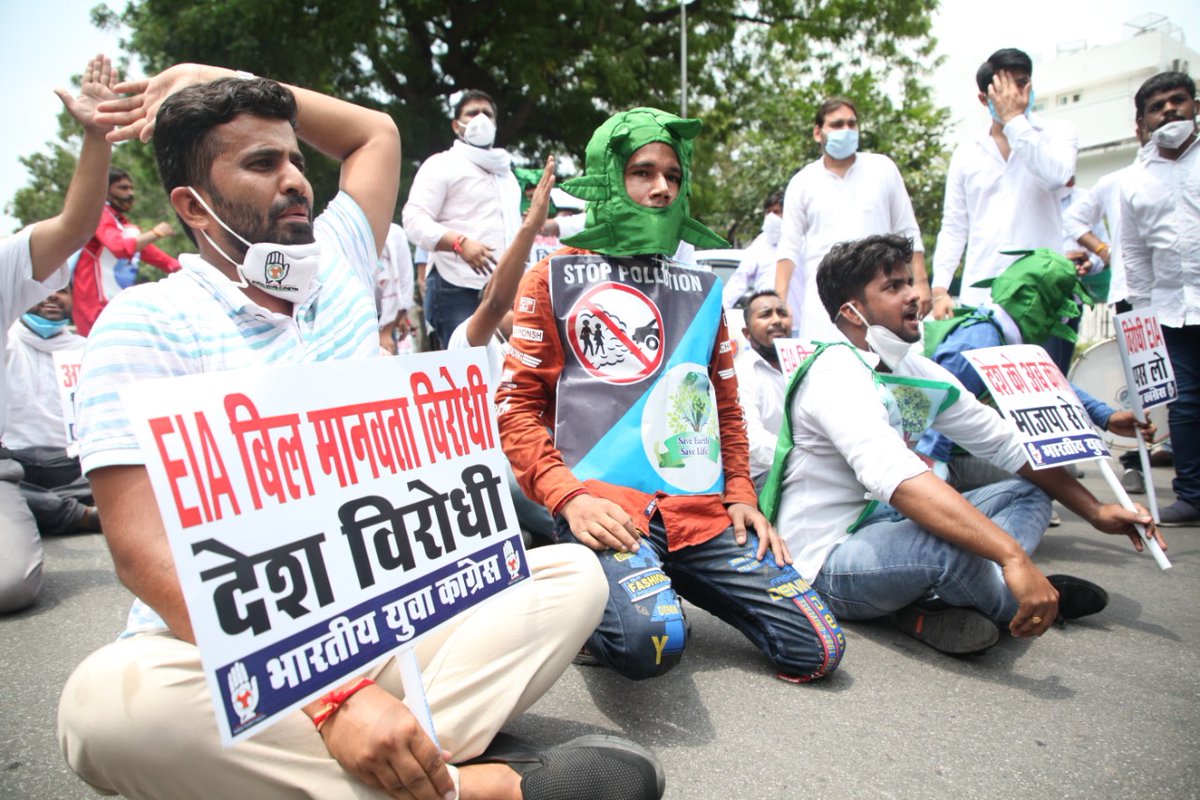 IYC's tweet photo. Indian Youth Congress protested against the Draft EIA Notification 2020 and demanded it immediate roll back.

The Draft EIA 2020 is a proposal whose only agenda is feeding the corporates at the expense of our natural environment. https://t.co/fWuGRpTnAN