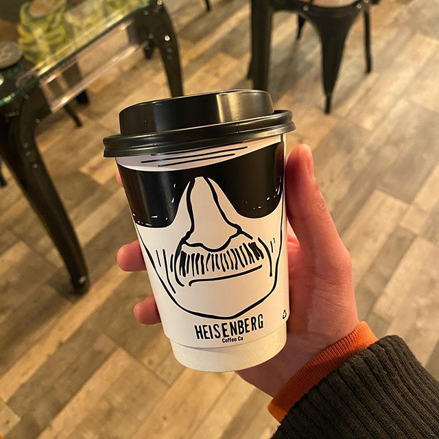 PrintedCupCo's tweet photo. A truly unique design that turns heads and is a real talking point for sure! It's good to see something different and we're so pleased to hear Heisenberg coffee co. are happy with them!
.
.
.
#TakeawayCoffee #Unique #Happy #PrintedPaperCup #Recyclable #PrintedCupCompany #MIB https://t.co/73yxuVRWOk