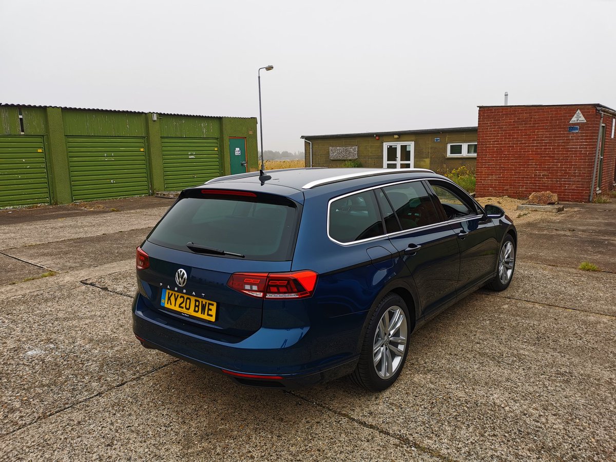 Carpervert's tweet image. Today I am mostly on witness protection. Not really, but if I was this @UKVolkswagen Passat would be perfect. Honestly I had forgotten how good a tasteful Piss-Ant longroof was. Such a satisfying cruiser. Even my kids went 'wow' when they sat in it. You can keep your SUV bitches.