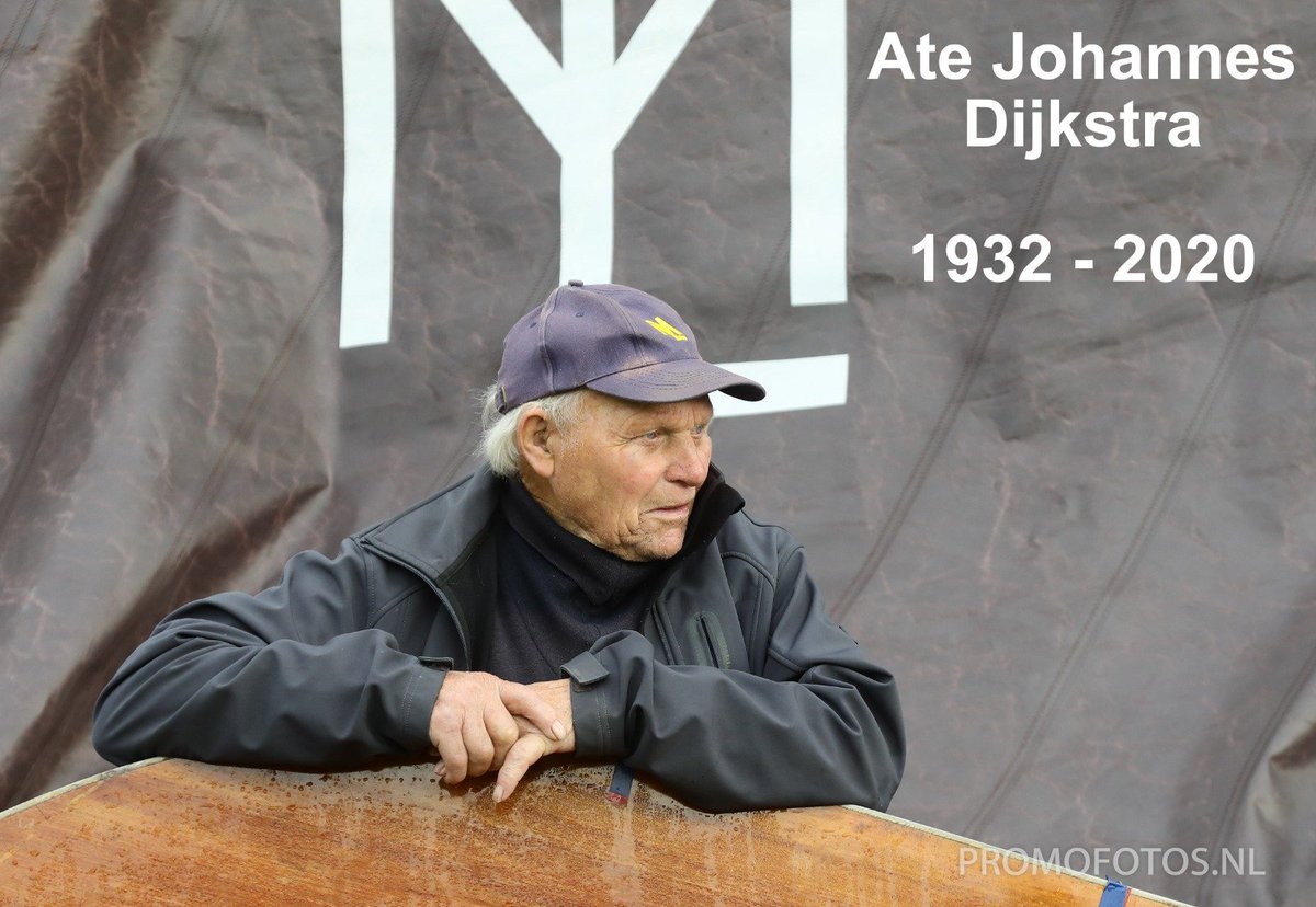 Afgelopen maandag 10 augustus overleed onze trouwste fan en erelid Ate Dijkstra op 88 jarige leeftijd. Sinds 1968 betrokken bij ‘It Doarp Huzum’. Het is een vreemd jaar; geen skûtsjesilen voor het eerst in 75 jaar en nu ook geen Ate Dijkstra meer...we zullen je missen Ate!