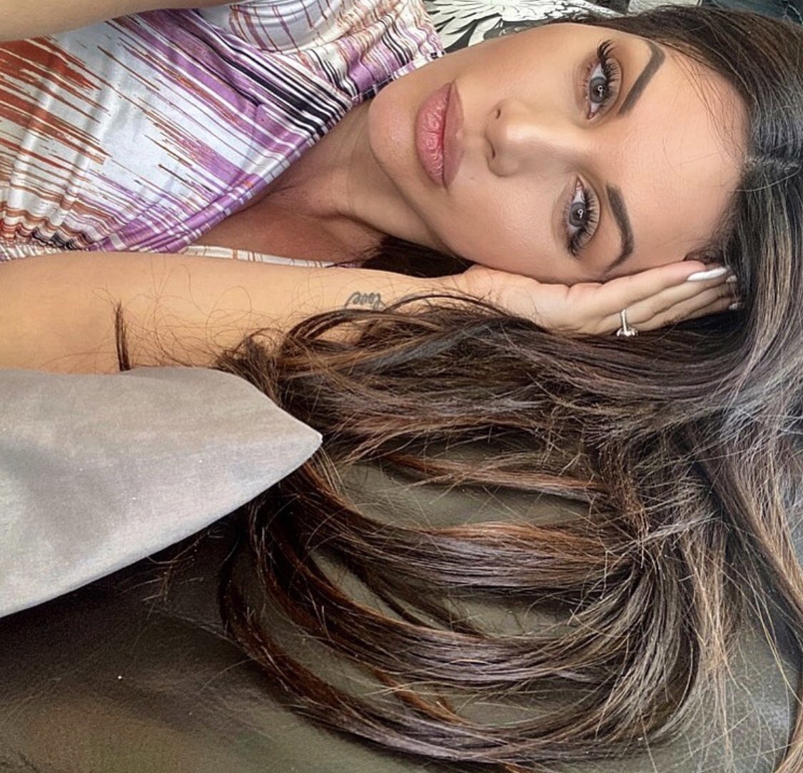 Shauna Events (@shaunaevents) on Twitter photo Ces yeux 😍 <a href="/LauraLempika/">Laura Lempika</a> remercie <a href="/MoodLentilles/">Mood-Lentilles</a> pour leurs lentilles de couleur et son nouveau regard, elle adore ❤ Elle a les yeux clairs, c’est incroyable ! -20% sur toutes les lentilles sans et avec correction. C’est avec le code « LAURA ». mood-lentilles.fr Ces yeux 😍 <a href="/LauraLempika/">Laura Lempika</a> remercie <a href="/MoodLentilles/">Mood-Lentilles</a> pour leurs lentilles de couleur et son nouveau regard, elle adore ❤ Elle a les yeux clairs, c’est incroyable ! -20% sur toutes les lentilles sans et avec correction. C’est avec le code « LAURA ». mood-lentilles.fr