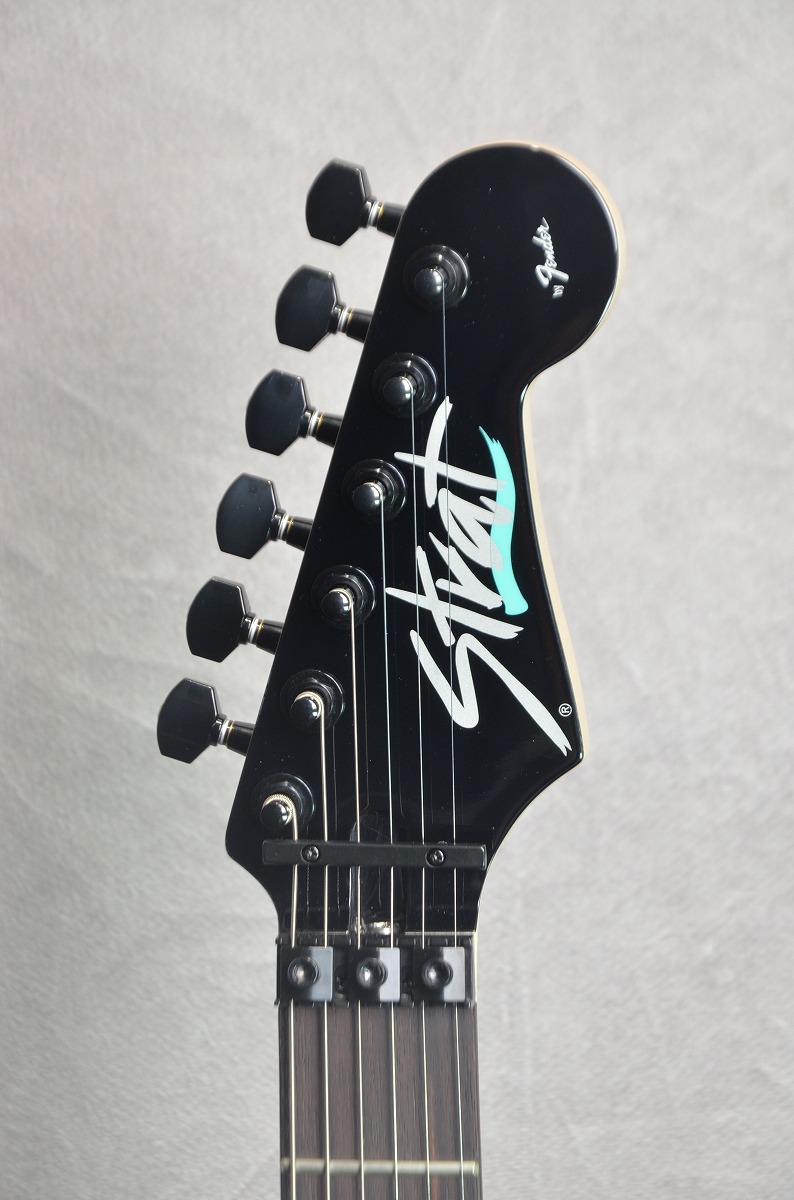 ishibashimusic's tweet photo. Fender / LIMITED EDITION HM STRAT
限定��デルのHM Stratは、1988年~1992年当時のモデルと同等のユニークなルックスとスペック。
#フェンダー #HMSTRAT
^横浜店
https://t.co/t98DRyePTR https://t.co/JmV1y1u7QY