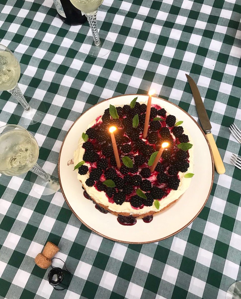 After a few months of juggling childcare, homeschool and a small business yesterday was such good day I wanted to share this amazing cake (not made by me!) featuring our @wax_atelier celebration candles. Since it felt like a mini celebration I couldn’t think of a better image!