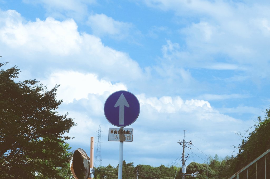 MountainRedbull's tweet photo. 夏空に、呼ばれた気がした。 https://t.co/Hx00jNjhN1