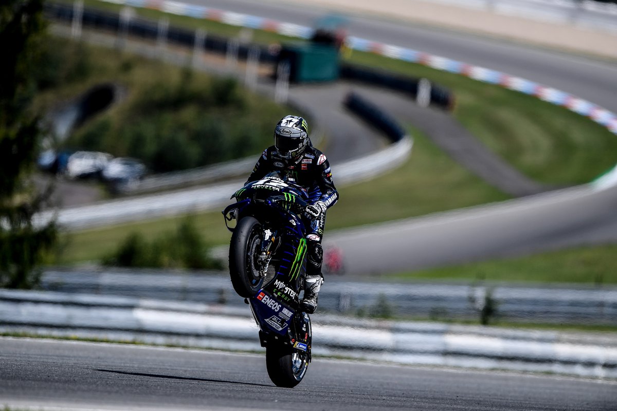 YamahaMotoGP tweet picture