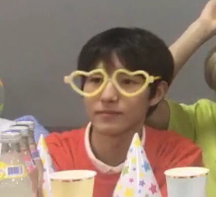 a random thread of renjun renjunning