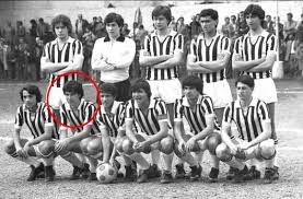 Il fait ses gammes dans le club turinois durant toute son adolescence et s’impose au milieu de terrain. Il débute avec les professionnels en 1976 et évolue deux saisons avec la  #Juve durant lesquelles il va très peu jouer (9 matches et 1 but).