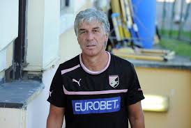 Il va ensuite passé par  #Palermo et anecdote amusante, il va être renvoyé début février 2013 mais réengagé fin février 2013 après trois matches seulement sans être à la tête de l’équipe. Il est malheureusement remercié une nouvelle fois 15 jours plus tard.  #Insolite.