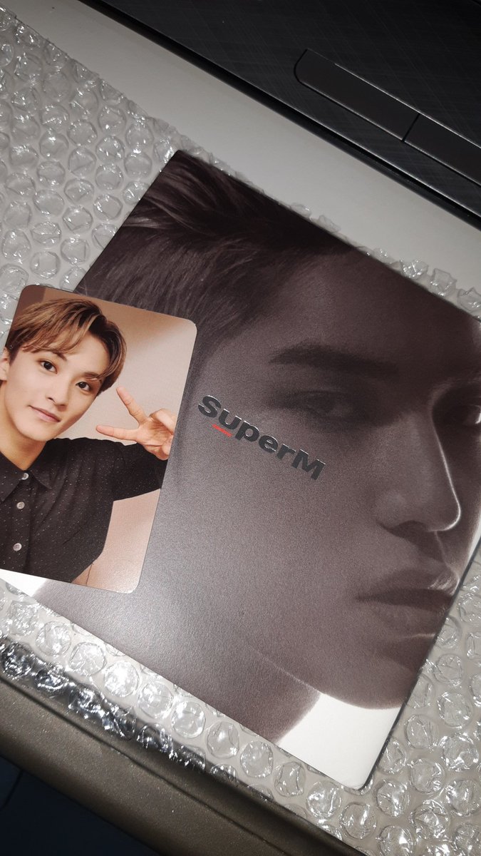 StarbaeTae's tweet photo. @kpopsellbuyina #wtt SUPERM PC MARK TO TAEYONG https://t.co/LlcRnuvAC7