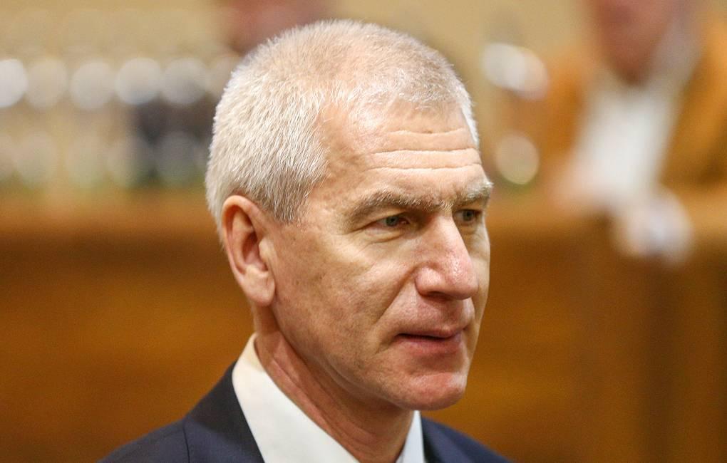 ТАСС, 11 августа. Министерство спорта РФ рекомендовало руководителям регионов рассмотреть вопрос профессионального статуса лиц, работающих в сфере физической культуры и спорта, которые причастны к фактам нарушения антидопинговых правил.
 
tass.ru/sport/9171273