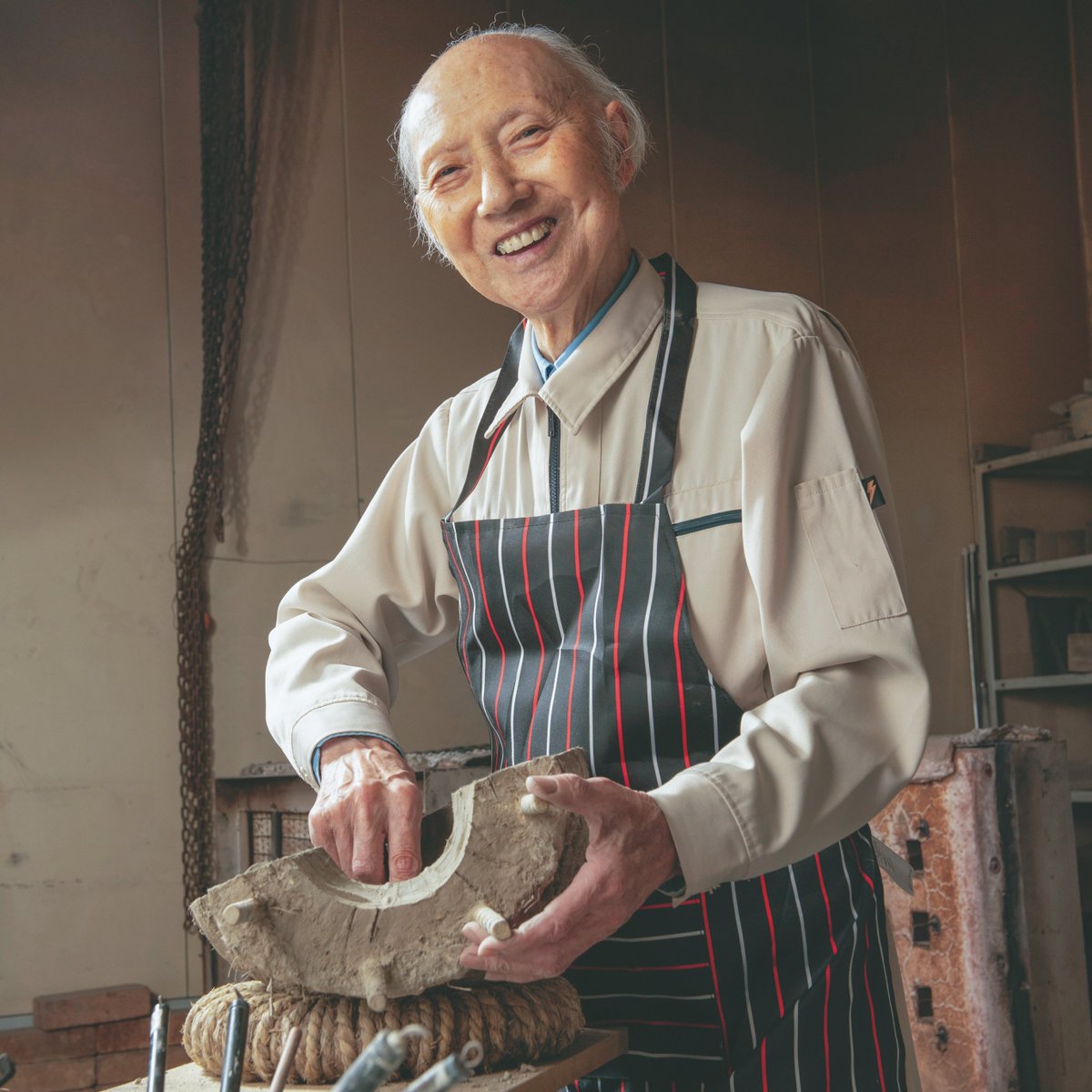 開局30周年 チューリップテレビ イベント シリーズ 大澤光民の世界を知る 富山を代表する金工作家 人間国宝 大澤光民さん おおざわ こうみん さんとお読みします 鋳物のまち 高岡のお生まれだよ チューリップテレビ開局30周年記念 傘寿