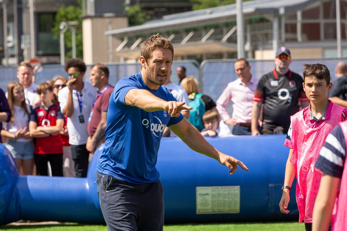 T1RugbyEngland's tweet image. This time last year we sent @EnglandRugby off to Japan in style 😍

Were you in Bristol that day? Prove it 📸 😀 ⬇

Who's looking forward to playing #O2Touch again?
