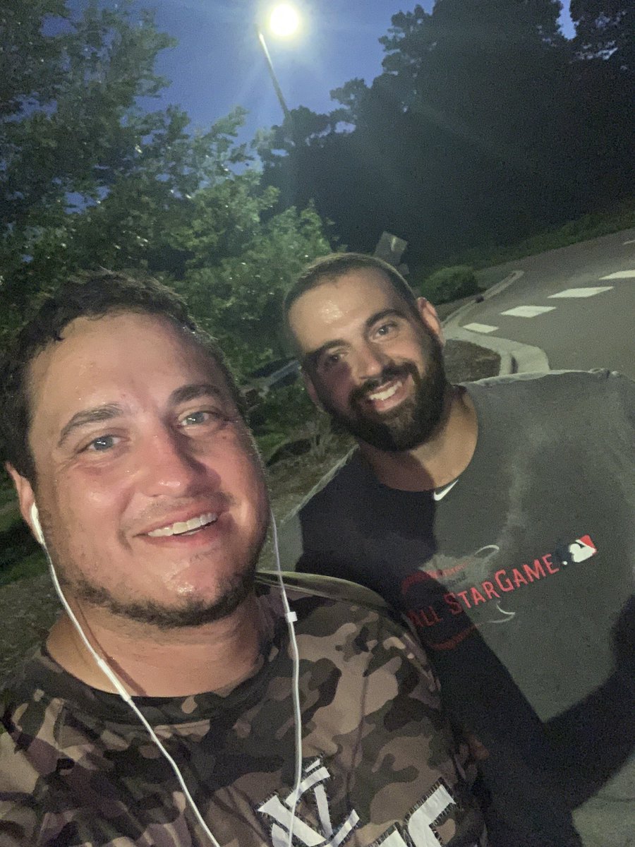 prozzelle's tweet photo. My view for 2 miles this morning far behind @FJ_III. Like a pace bunny just merrily running along with no issue. I purposefully decided to hang back to watch our 6! #regionXjuco https://t.co/NRhyRJeGMp