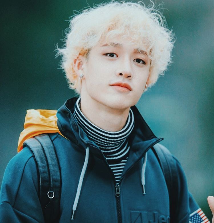 — bang chan with blonde hair; a needed thread  #StrayKids    #skz