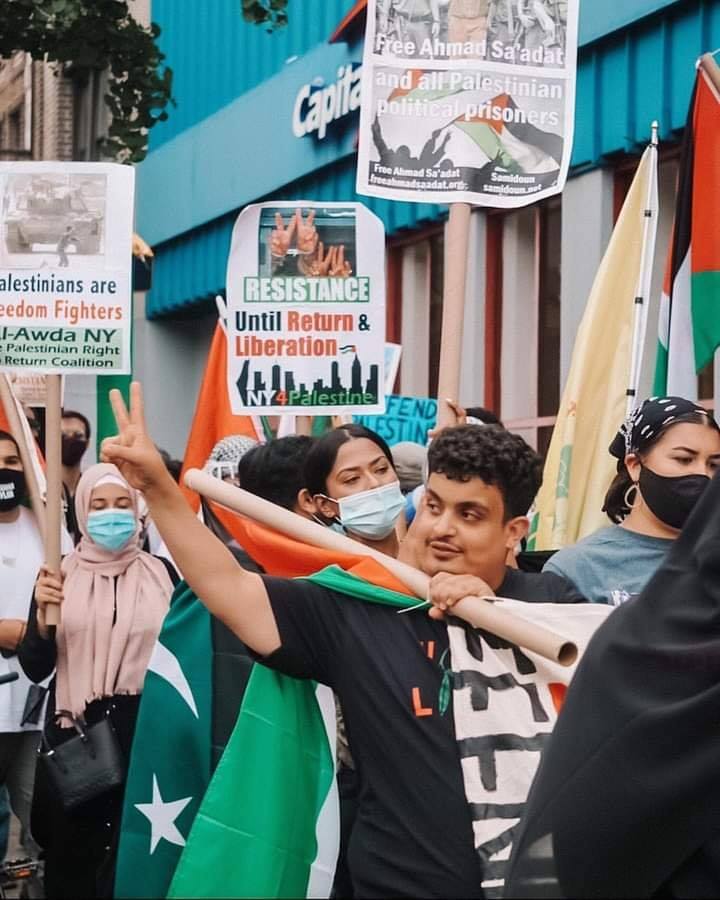 mahmoudobaida2's tweet photo. As part of the #DaysOfResistance solidarity campaign for #Palestine, hundreds in New York city rallied in Bay Ridge, expressing their rejection of the Israeli expected annixation plan.

August 10, 2020. https://t.co/tze6hHXuRI
