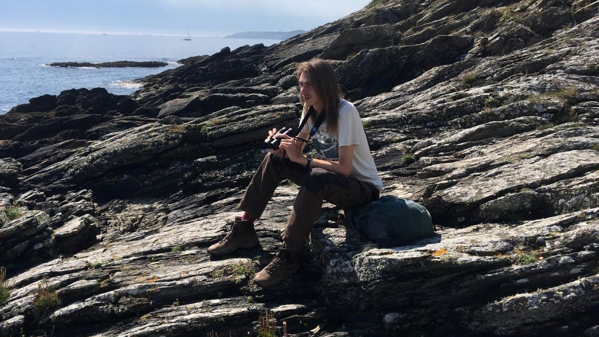 22yo  @CalumUrquhart1 is currently be working as an entomologist. His interest in wildlife starting with watching garden birds aged 6. Over the years this has expanded to an interest in the identification and ecology of many different groups, from bryophytes to myriapods!