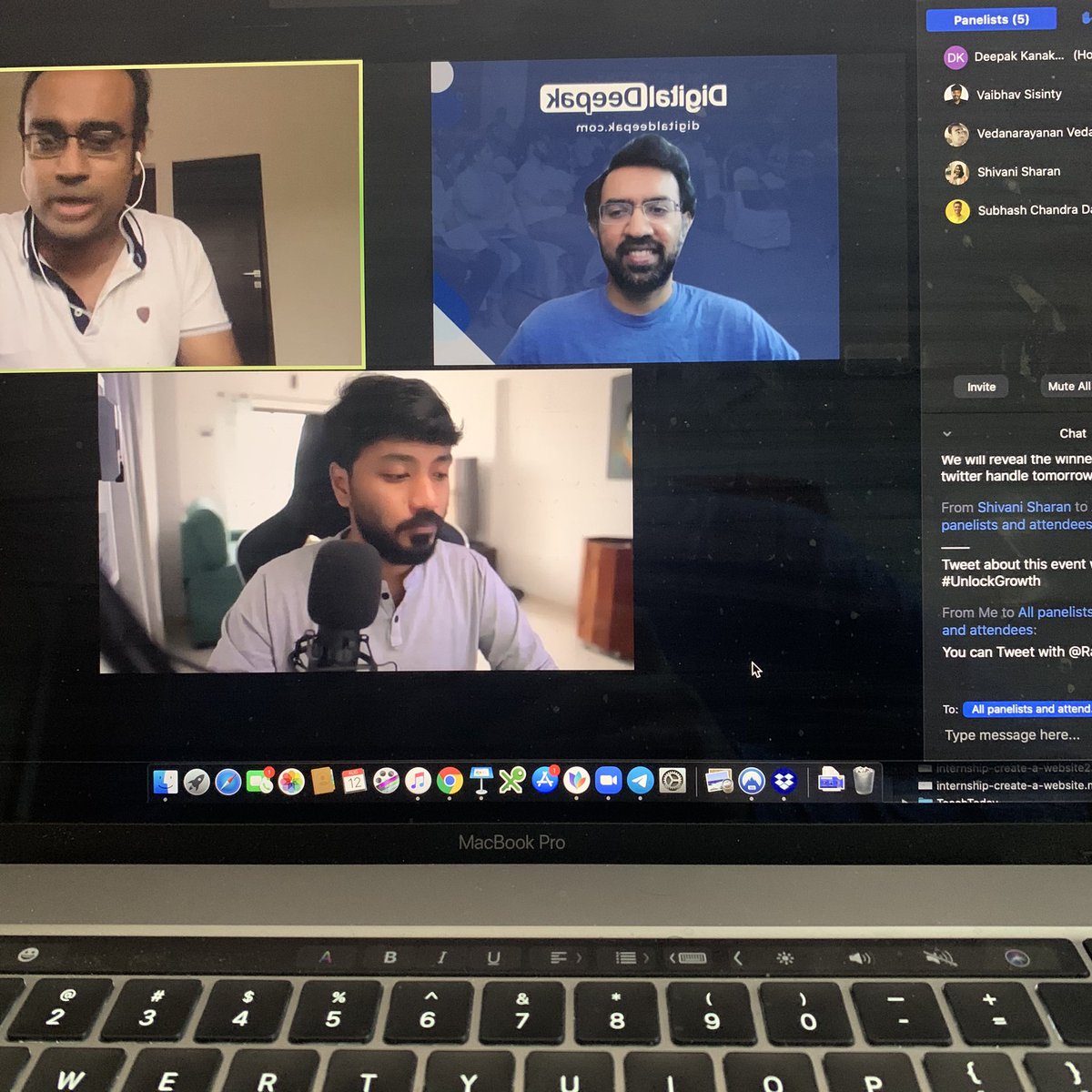 highdeepak's tweet photo. 1500+ live attendees on the #UnlockGrowth webinar with @Razorpay https://t.co/26YTbC12bU