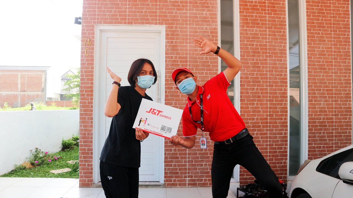 Emang bener, ya. Apa-apa harus dibawa santai. Dari kejadian kemarin, kita belajar bahwa kalo semua itu bisa didiskusikan. Dicari jalan tengahnya, ya biar sama sama ngerti aja. Kayak ngertiin dia
.
From this, this, this, to this wqwq
.
Terima kasih <a href="/jntexpressid/">J&T Express Indonesia</a>