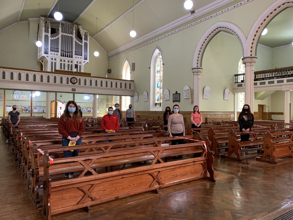 BishopDNulty's tweet photo. A lovely visit to St. Andrew’s Church in @btownparish to celebrate daily Mass, supporting Fr. Declan, Fr. Peter and their team, including the @JP2Award students keeping the church sanitised for public worship @KANDLEi @pamelawhelan87 @MedvesPetru @CathNewsIreland https://t.co/bEiUVh50It