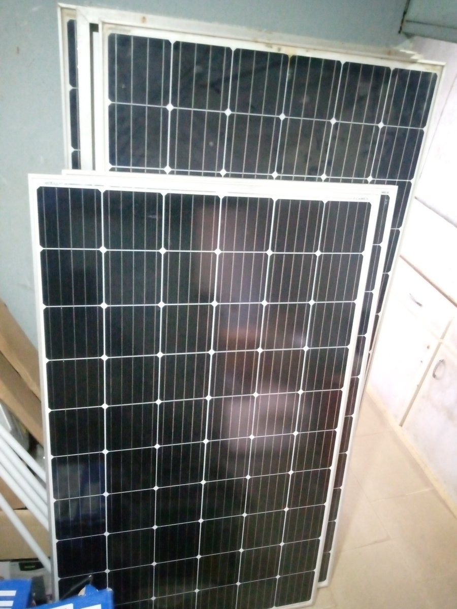 YempretzPower's tweet photo. 1.5Kva 24v Luminous Inverter
220Ah Luminous battery
300watt solar panel
It will power your:
20 bulbs
5 fans
3 TVs
Washing machine
Computers

Call 07031985213 or 08179106005 for yours today
We work nationwide 
#QueenErica https://t.co/6SQzbr6atd