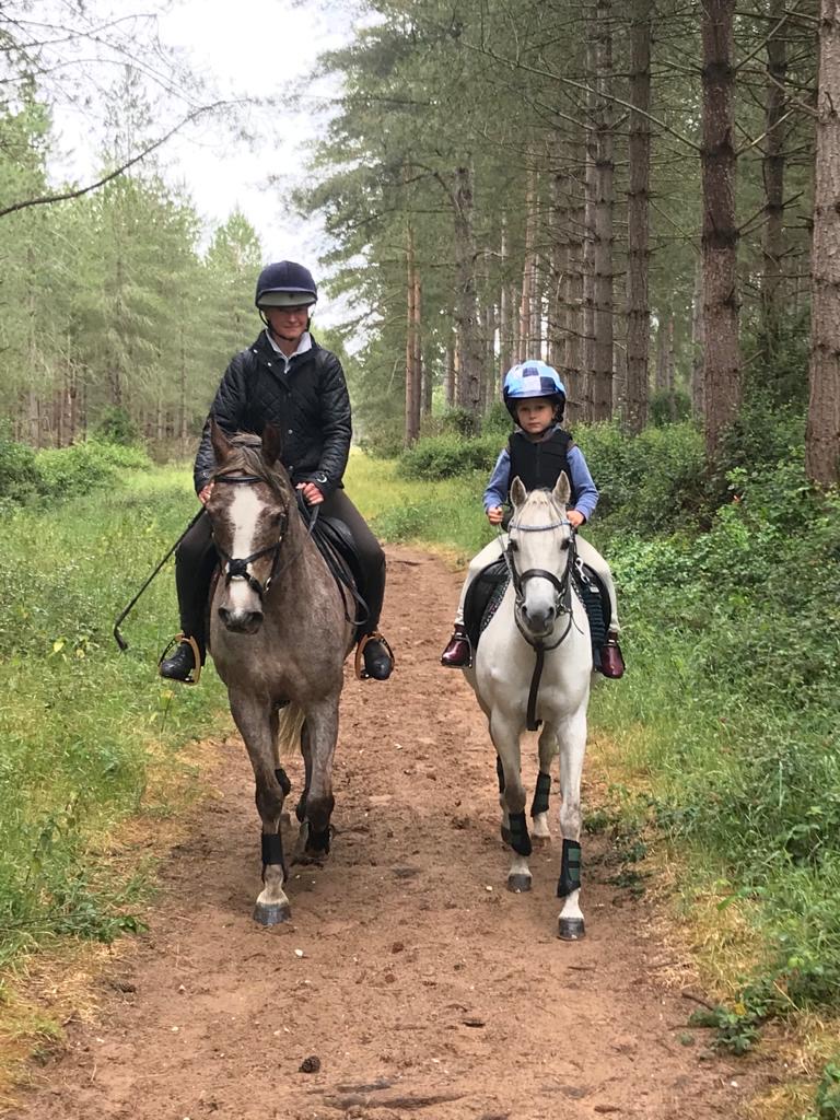 TheTBA_GB's tweet photo. MEET THE TBA TEAM

🐴 Meet Victoria, our Executive Secretary who when not glued to the flat racing, loves spending time in the countryside with her family.

Here is Victoria riding in the forest with her son Henry!

#TBAteam
#MeetTheTeam https://t.co/dgZ761uCBC