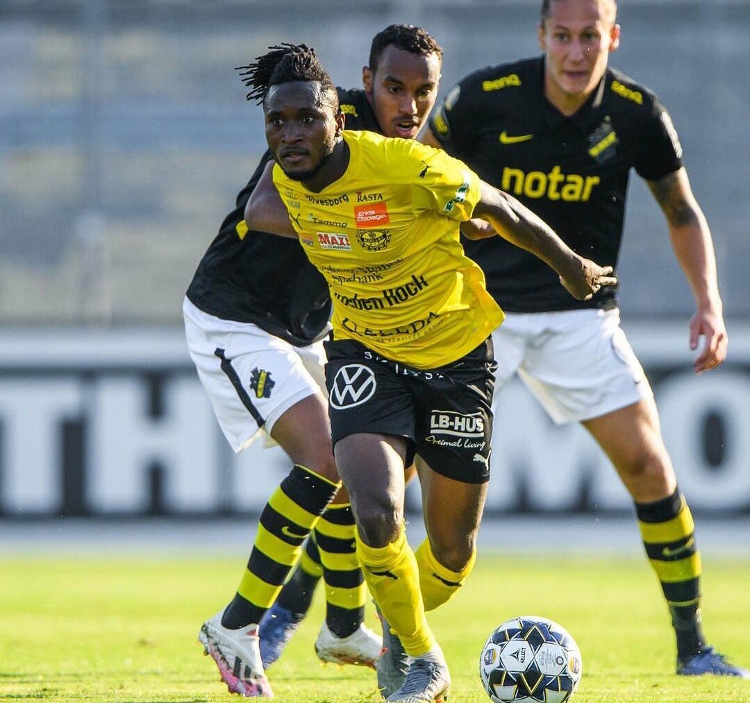 MamudoMoro's tweet photo. Match day ....#Godgiveuswin https://t.co/3ehJoXVW8R
