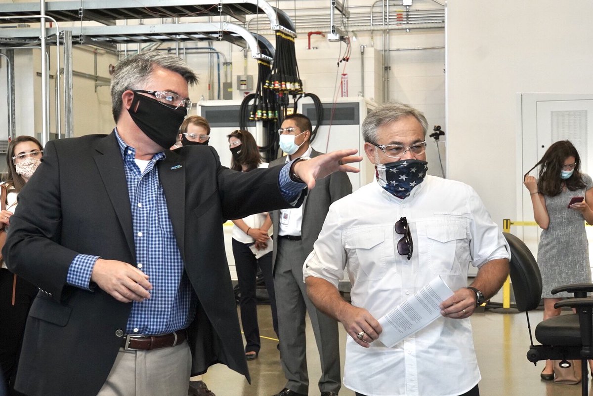 SecBrouillette's tweet image. While on my tour of the optimization and control laboratory, I viewed @NREL’s unique and crosscutting space that conducts research on grid-interactive efficient buildings to evaluate how loads can provide flexibility to the grid and reduce overall consumption.