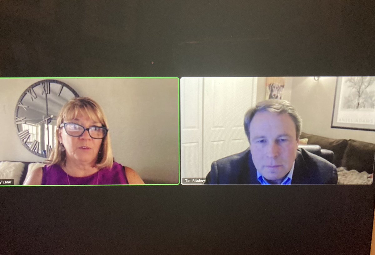 campbelljulia's tweet photo. Kicked off day 4 of #DigitalSummitWeek with philanthropy funding reporting! @LocalMediaAssoc @localmediarocks @TimRitchey https://t.co/HKFAtncwh9