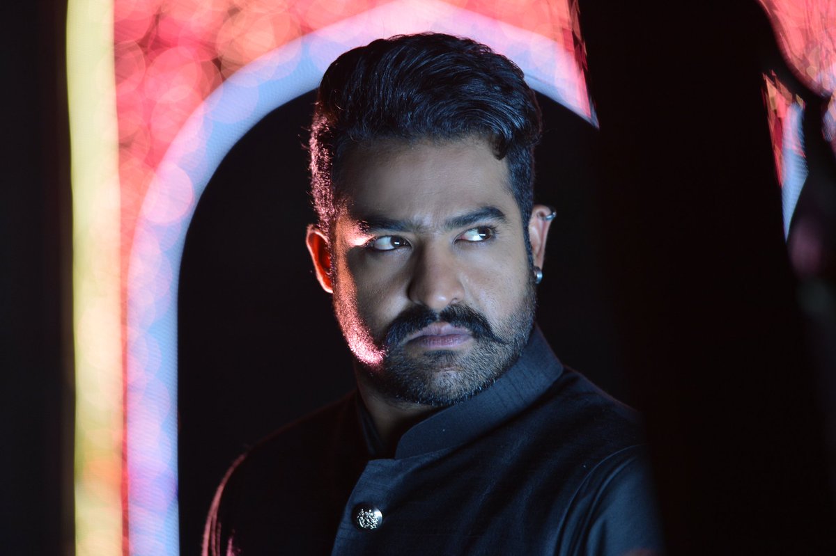 Follow Our FC's!!!! 

👉 @DVT_NANDAMURI 
👉 @TeamNTRyouth 
👉 @NTRFansTanuku 
👉 @TenaliNtrFc 

#KomaramBheemNTR #NTR