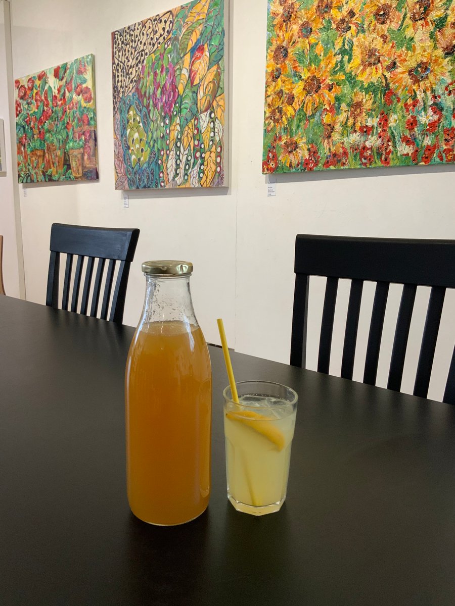 CC_gallery_cafe's tweet photo. Escaping this intense August heat shenanigans? You could be enjoying a refreshingly cool #SociallyDistanced #HomemadeLemonade under the shade in our spruced up Front Yard @creek_creative with its many new furnishings &amp; improvements plus current 'Moving Forward' #GroupShow inside. https://t.co/dEoqeLMnnH
