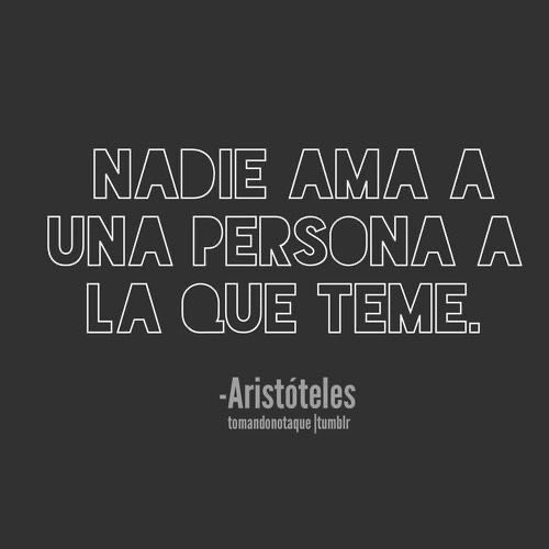 linvillarrealc's tweet photo. Te va a pedir perdón, te dirá que el no es así, que no volverá a pasar. Pero ¿sabes? VOLVERÁ A PASAR.

Vivir con miedo no es vivir. ¡Vete, ahí no es! 

➡️ NL es 2do lugar en #violenciaDePareja 
No más violencia (de ningún tipo) contra la mujer. 
#accionesXlasMujeres https://t.co/LErgqCqvvg