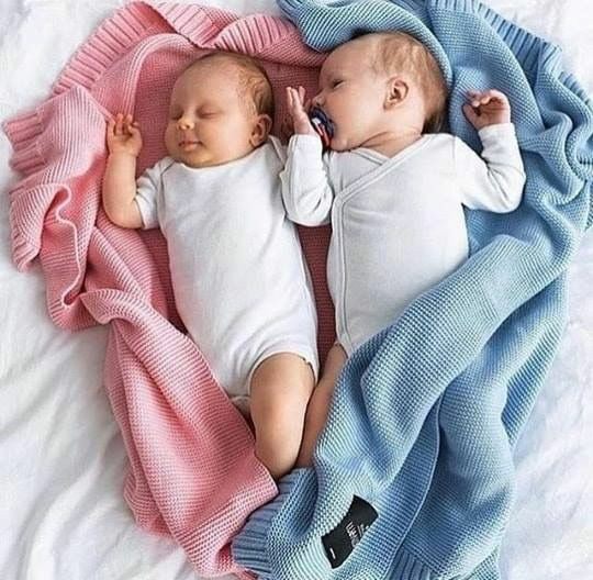 Buenas tardes, <a href="/thenighthascxme/">Nix.</a>