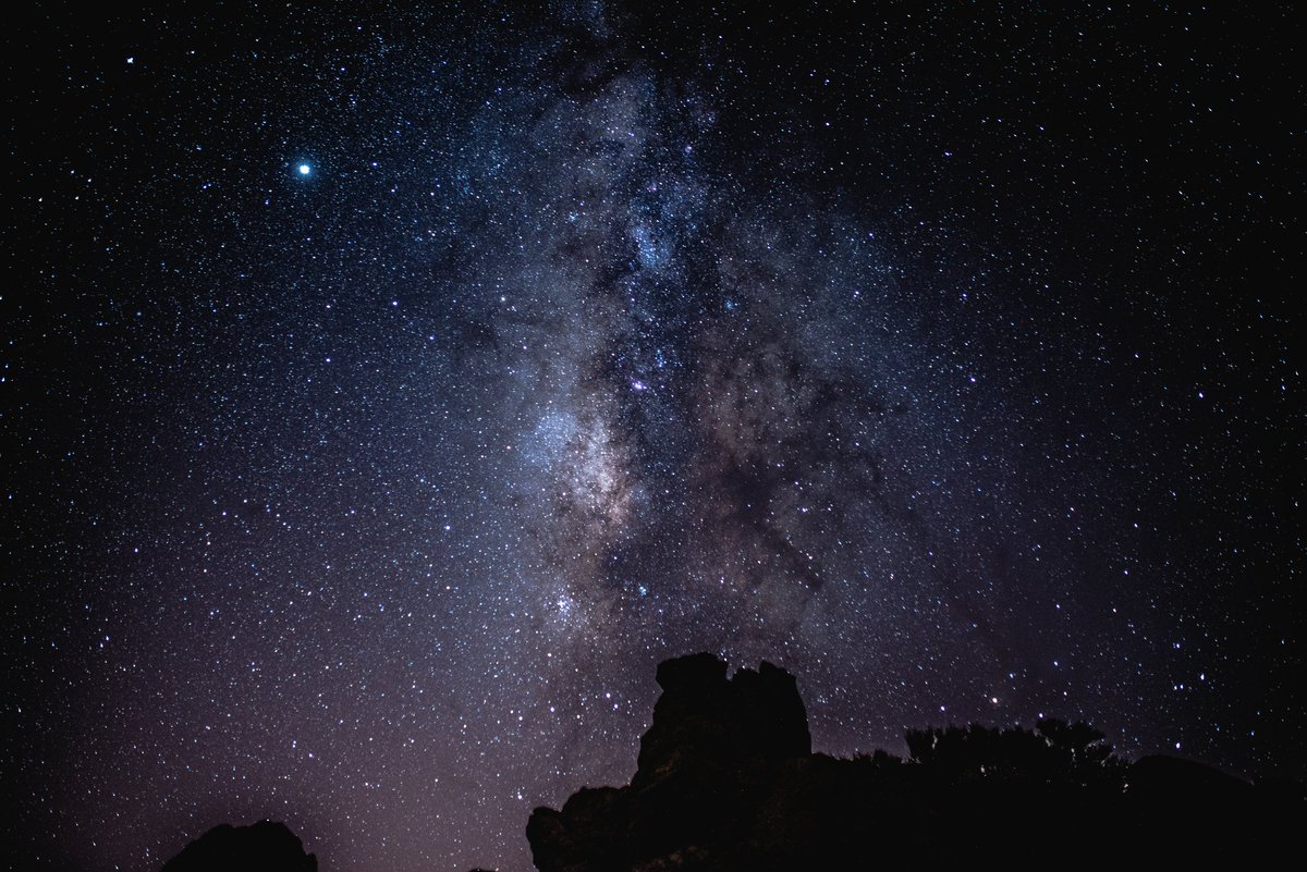 jonashr29's tweet photo. Anoche fui al Teide, y bueno, salió esto. https://t.co/iYYrFAGqaA