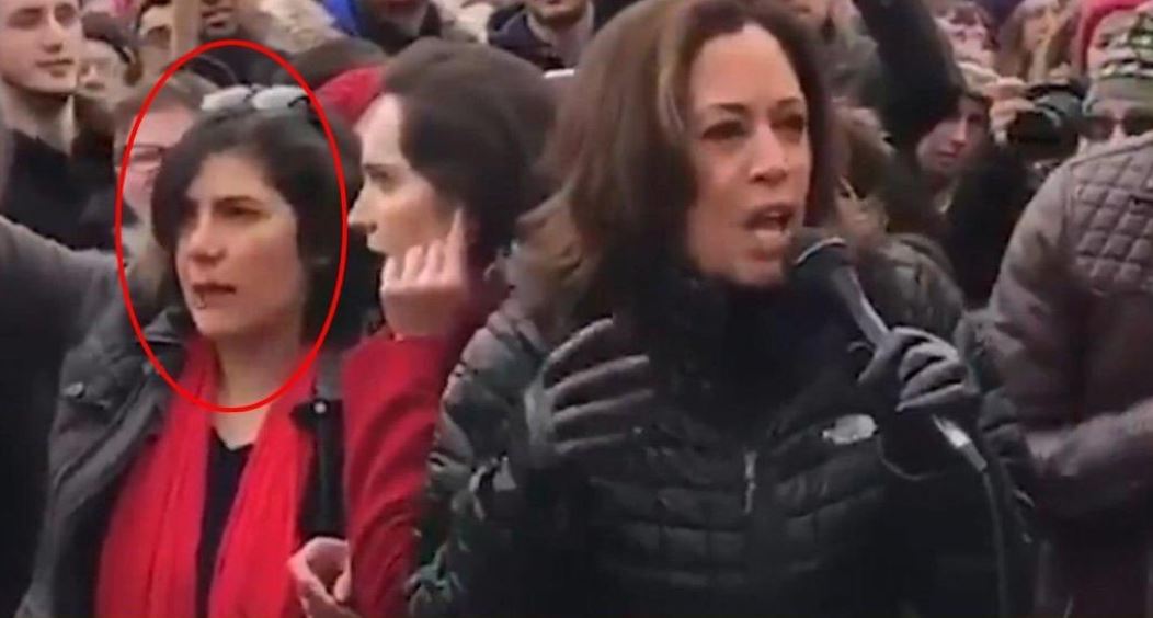 16)ADDENDUM:Remember  @NegarMortazavi saying she has "close contact" with Team Biden?Here's her next to  @KamalaHarris.America be warned: Team Biden/Harris has definitely established "close contact" with Iran's lobby group  @NIACouncil.And the other lady is  @YasmineTaeb.