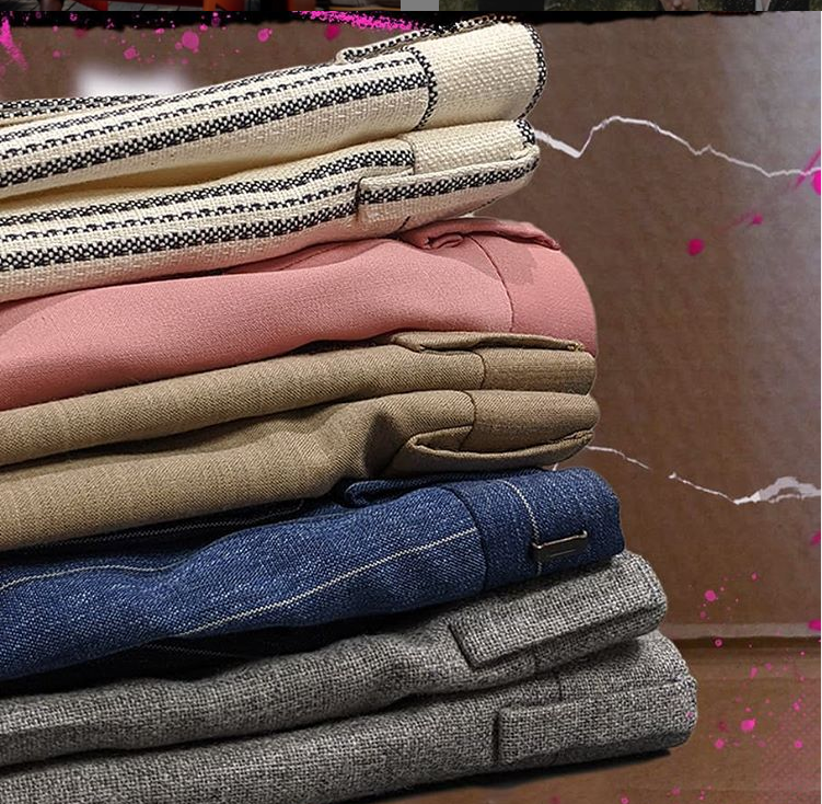 SUMMER-FINE ☀️

Trousers are an easy way to update your warm-weather wardrobe.