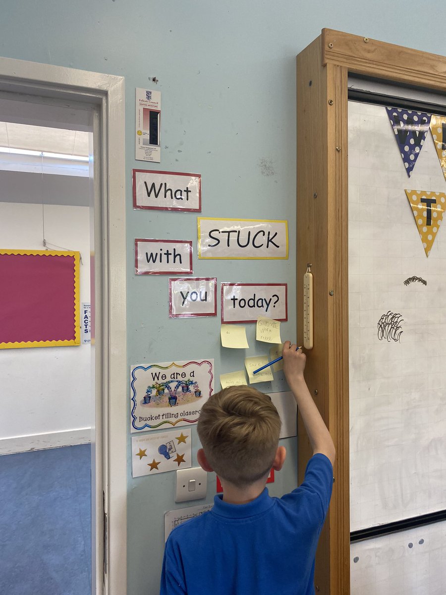 DeanburnPS_P3's tweet image. Reflecting on our day - What Stuck With You? 🤔 #learningreflections #selfassessment #enjoyed #stuckwithyou #favouritethings #activities #lookingback