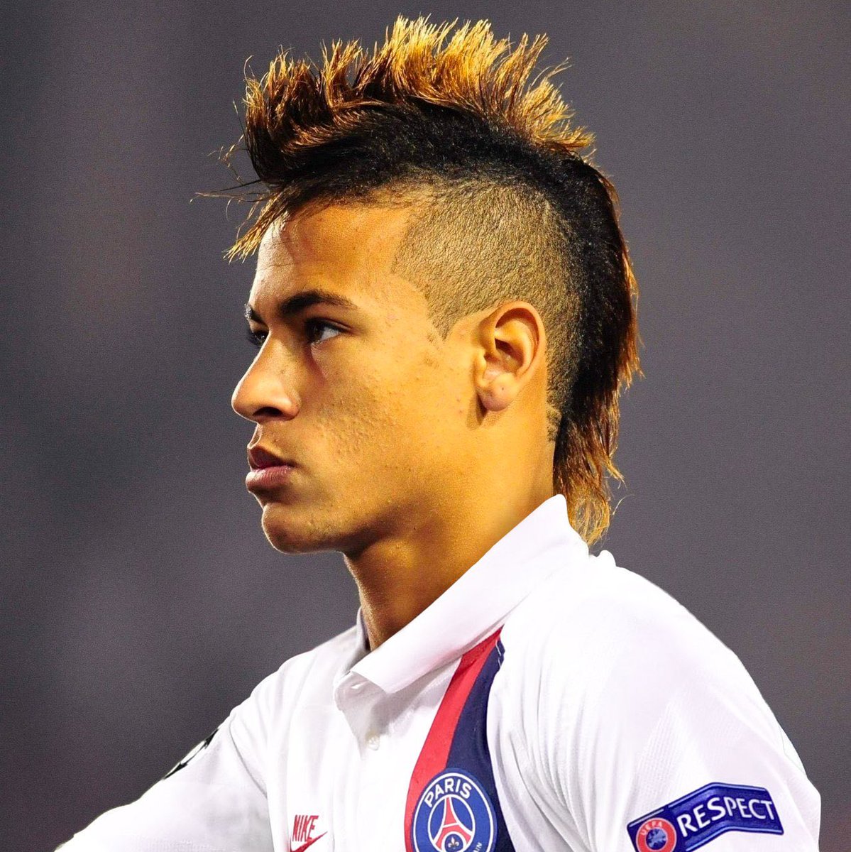 ibracadabra_77's tweet image. Toute la planète football est focus sur le roi  🔴🔵 #NeymarDeMoicanoNaChampion