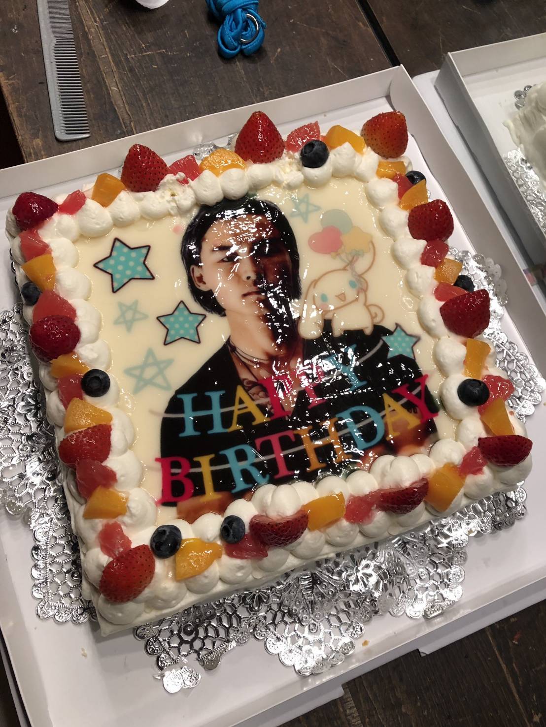 Taiyo 21歳になりました 今年の誕生日は特に何もしないので去年の誕生ケーキの写真 T Co Uroeiqkmwa Twitter