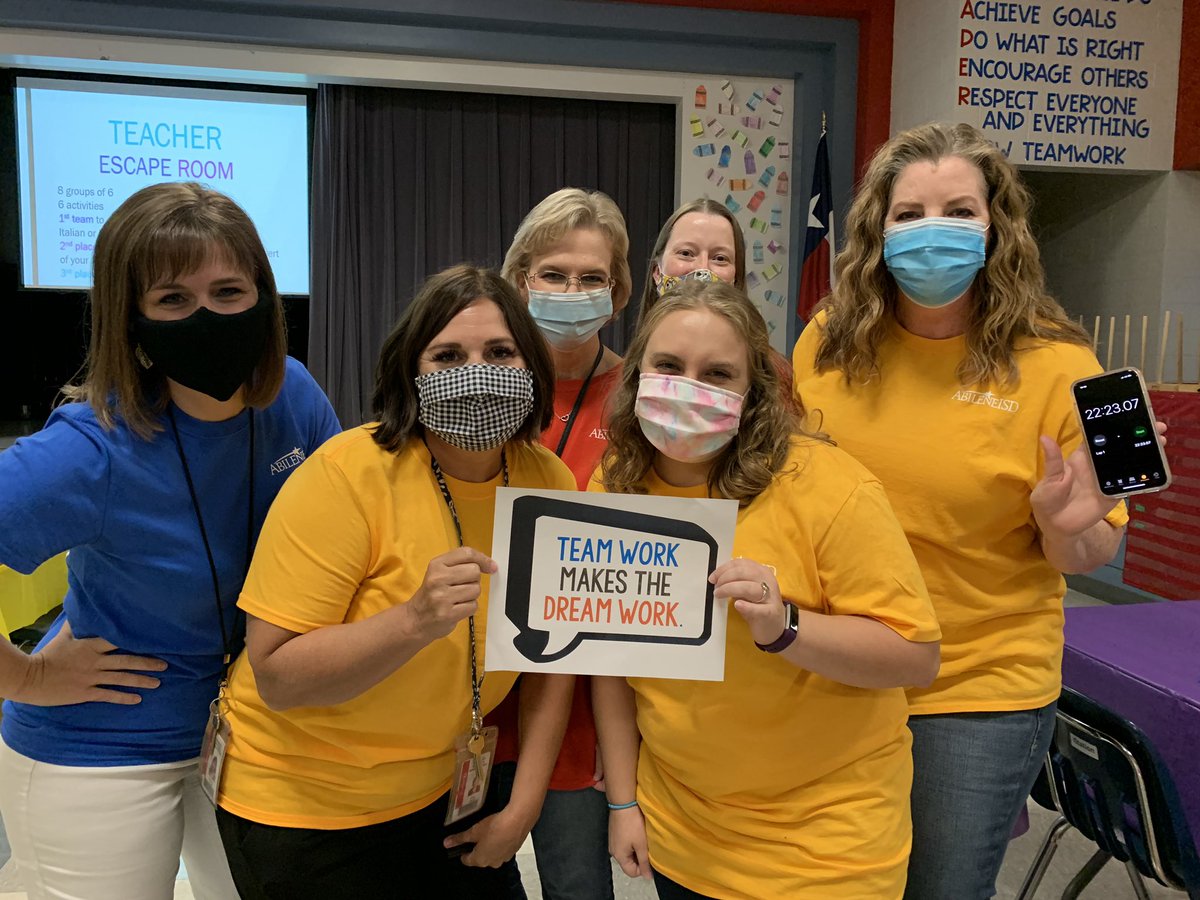 kimferg127's tweet photo. So excited to come together at Thomas and see these beautiful people again!!!
#ComeTogetherAISD #escaperoom #thomastexans https://t.co/bAp6FTDd70