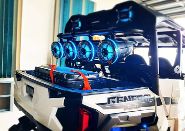 With waterproof amps and speakers available from DS18, you don't have to worry about damaging your audio equipment in your off road toys! Want to check out all of the hydro products DS18 has to offer? Check them out here: skyhighcaraudio.com/hydro-for-all-…