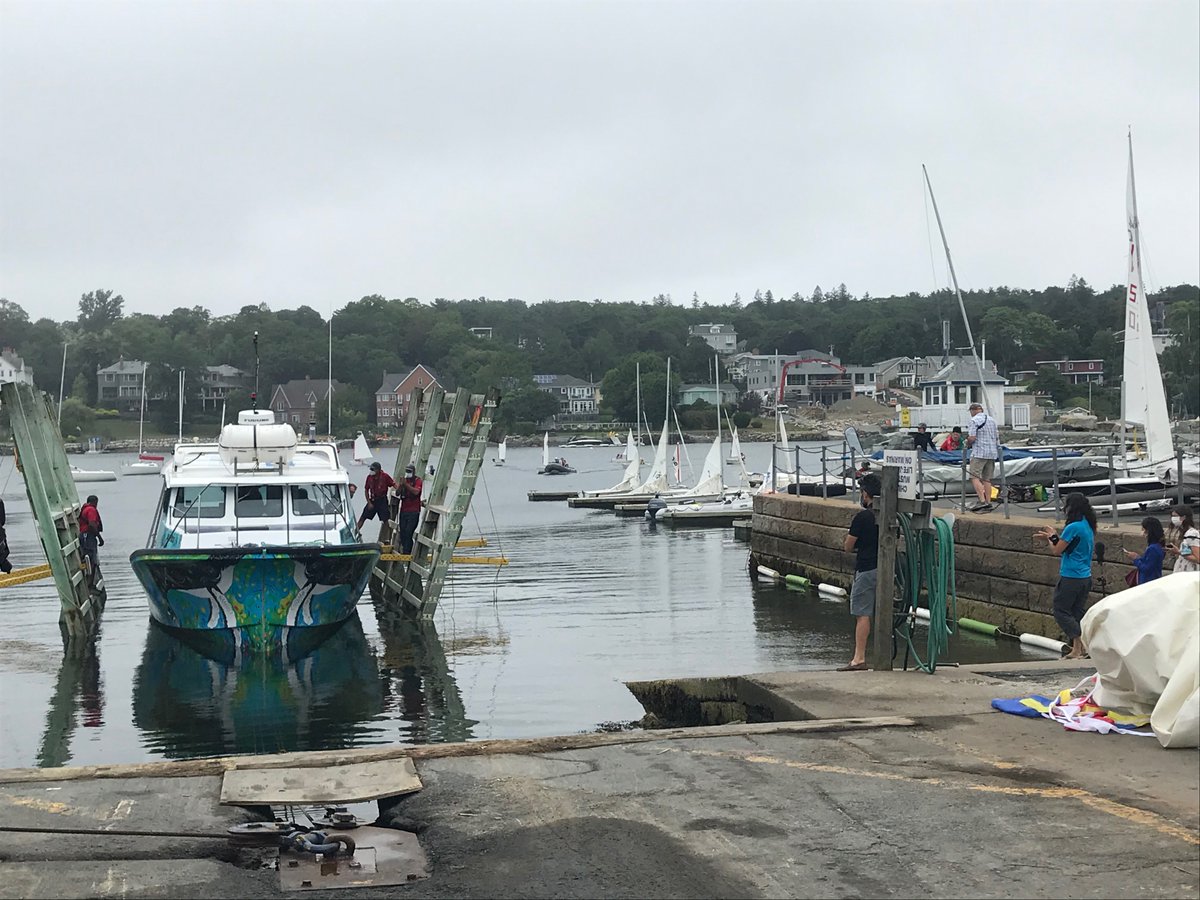 Congratulations to <a href="/GlasOceanElec/">Glas Ocean Electric</a> and all other partners on the launch of the Alutasi - Canada's first Transport Canada Marine Technology Review Board approved boat using lithium-ion batteries. #RenewableEnergy #OceanNation