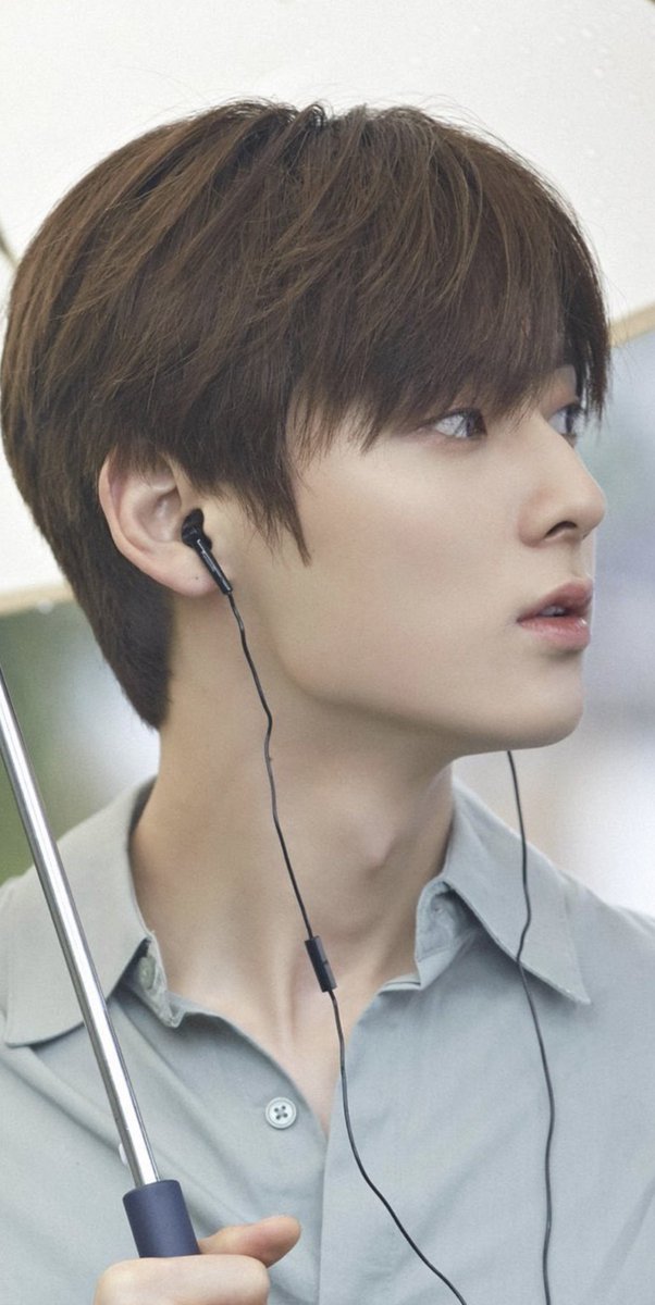 sandsseine's tweet photo. โห เพิ่งเห็นรูปนี้ เบ้าคือดีมาก ดูไกลๆว่าหล่อแล้ว ซูมแล้วยิ่งแบบโคตรๆๆๆๆๆหล่อ https://t.co/dXCnbnYRTW