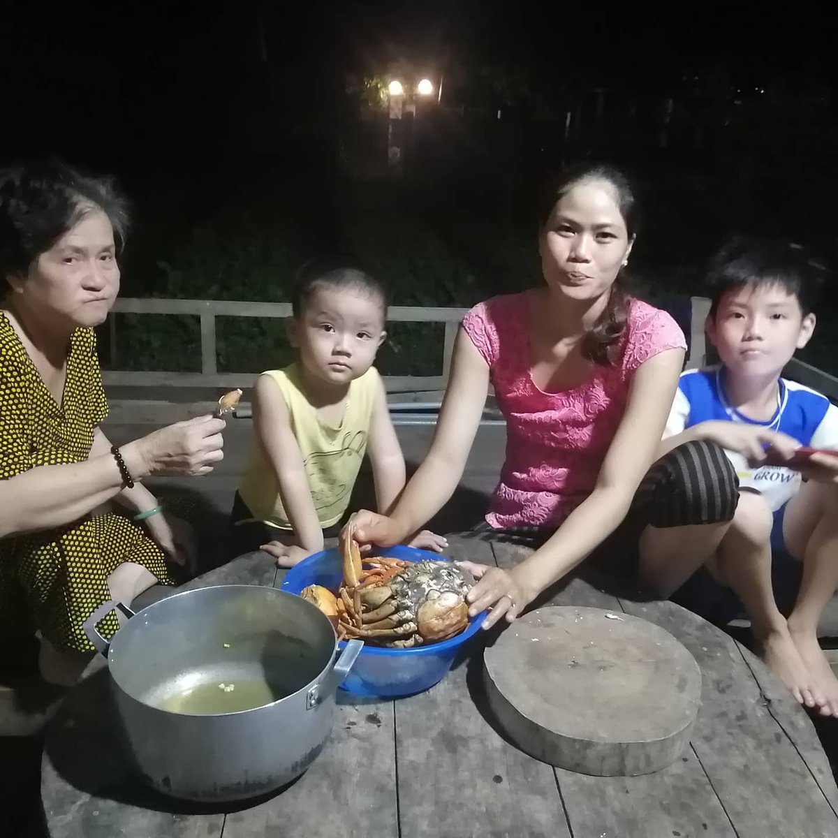 Vietnamese tradition. Washing your car when you buy a new ride. Washing my ride with crabs. Courtesy of ThanhTuyền. Thank you Tuyền Thanh.