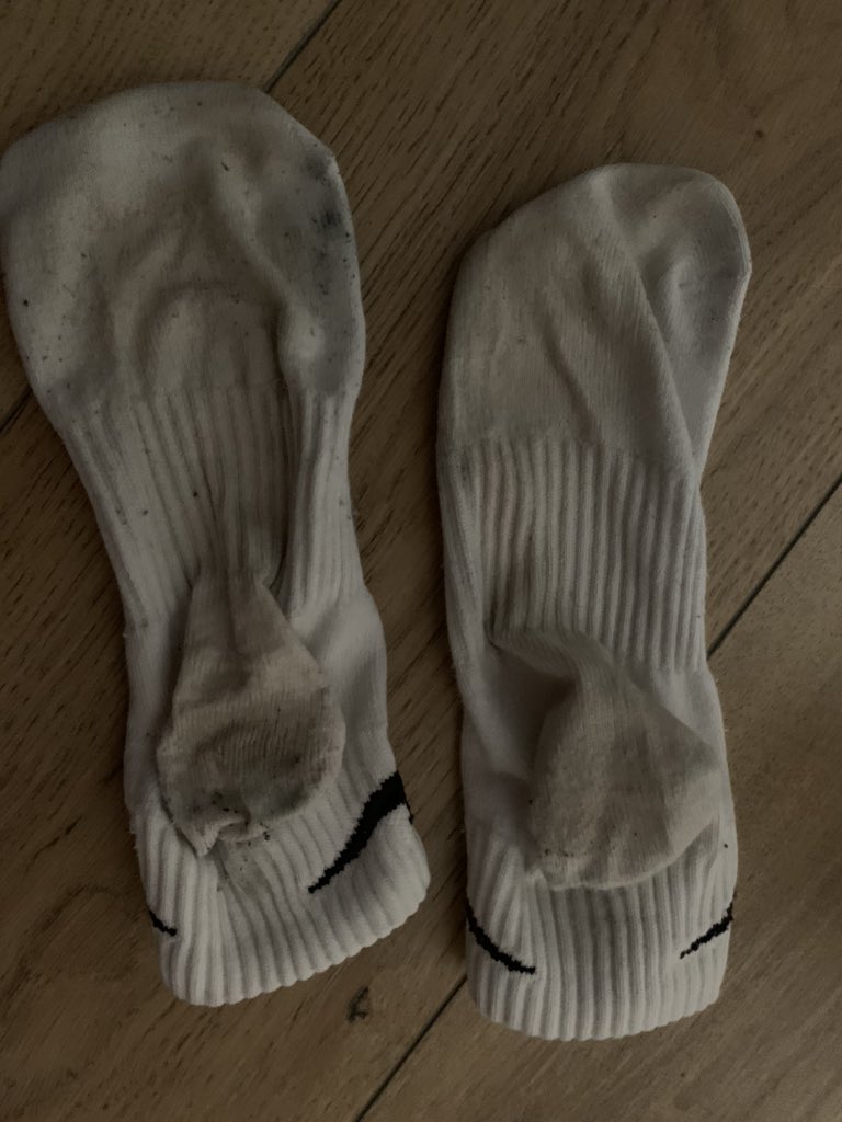 trainersslides1's tweet photo. Sweaty white socks #socks #whitesocks #sockfetish #sockworship #sniff #sniffit #worship #sockslave #sockmaster #getonem #gaysocks https://t.co/mMwZNRIjzN