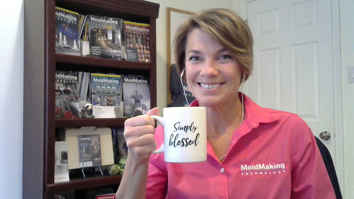 MMT_ChristinaF's tweet photo. Just grabbed another cup of coffee before recording my next #MMTChat @MMTMag @HAMLLC_   https://t.co/rU2dn5wV8p https://t.co/F5QJHTzYHt