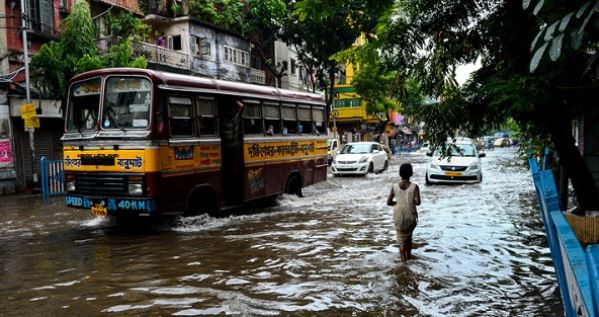 IntlSOS's tweet photo. Read the top tips to mitigate the layered risks of extreme weather, regional security issues and COVID19 in APAC https://t.co/AVDgZ3ba8j #ReturnToOperations https://t.co/nOnewpKgNG